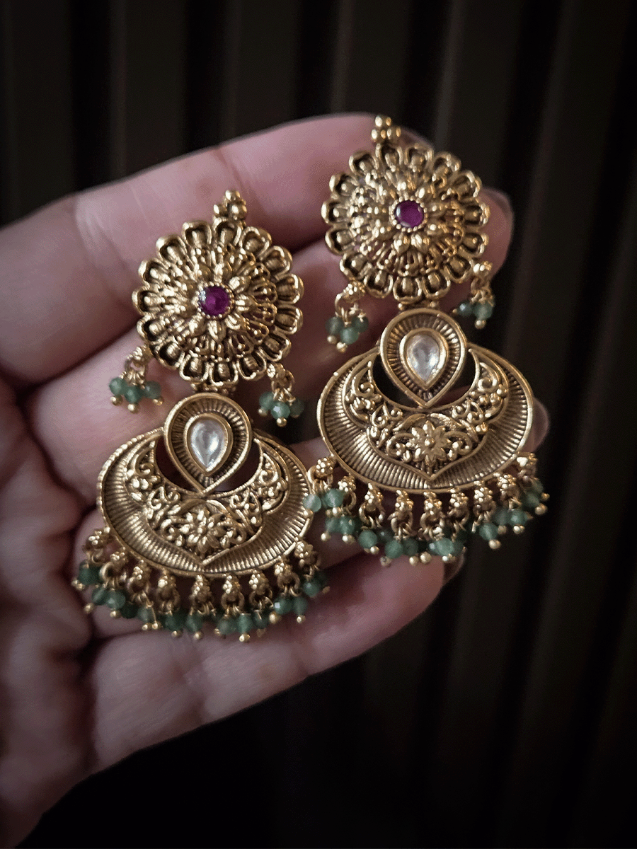 Flower top with ruby stone kundan in center earrings with mint beads 5.5cm