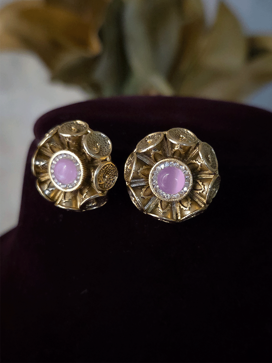 Round center stone with zircon outline flower design studs with dotted coin petals