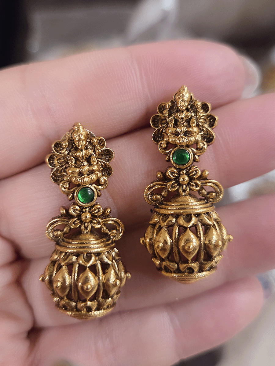 Laxmiji top with green stone earring with half differently design bead bottom