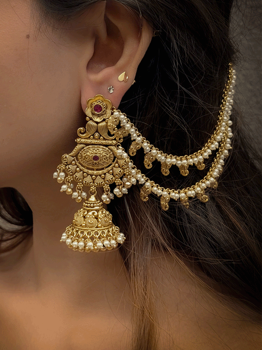 Flower and paisley top design self design jhoomki with paisley design earchains(Jhoomki L-8cm)