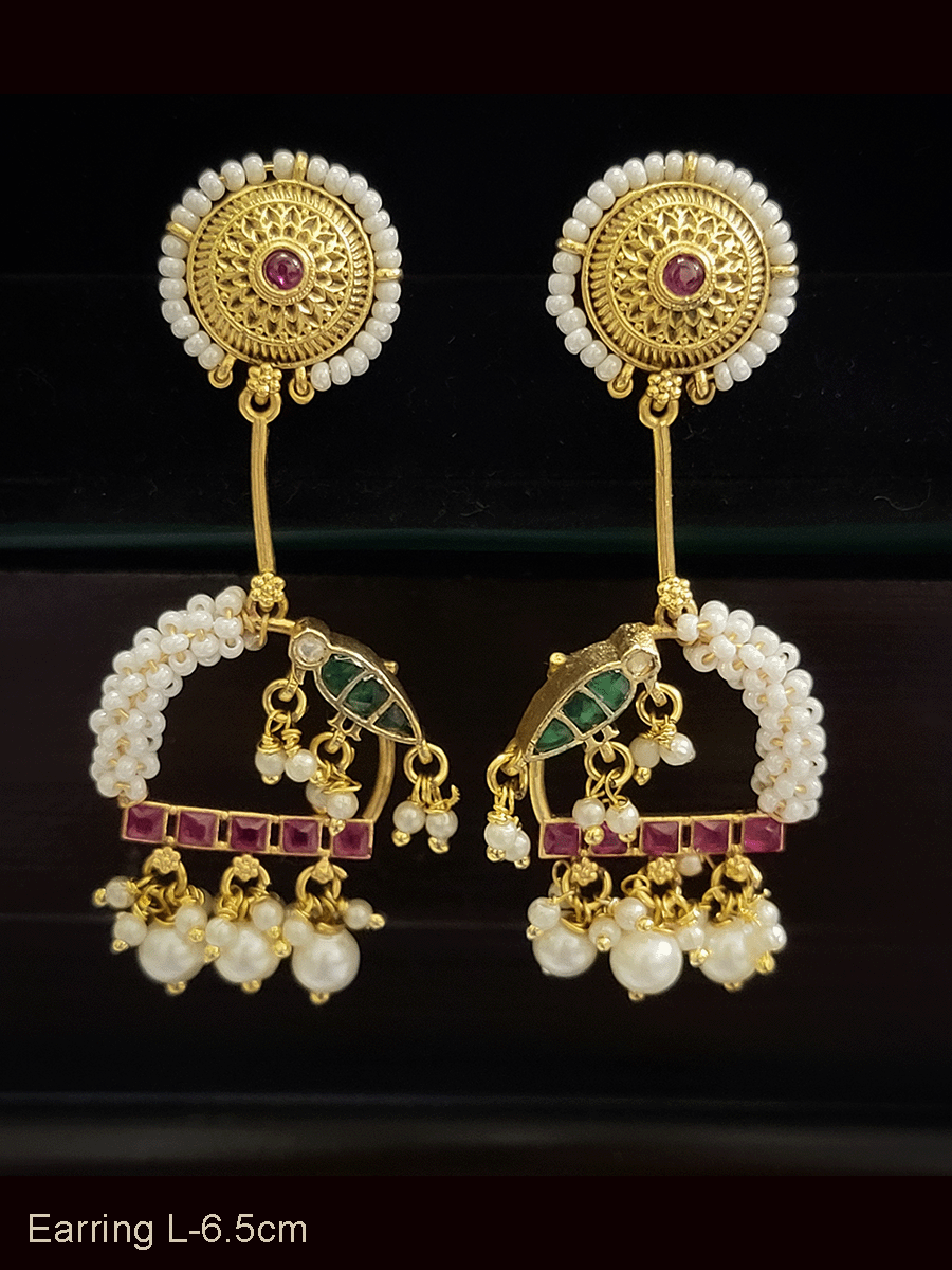 Circular top white bead pirohi earrings with paachi kundan peacock