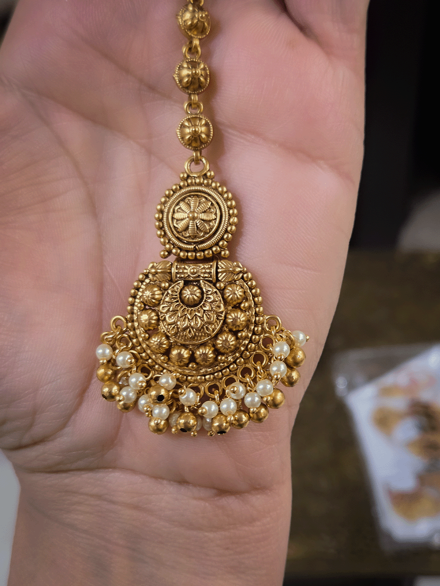 Flower on gold bead design circular maangtika