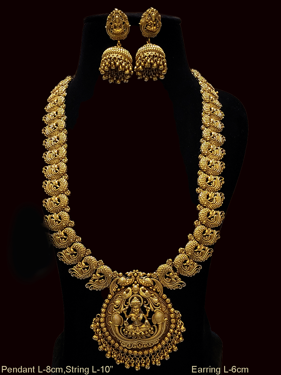 Laxmiji with peacock top ghunghru hangings in pendant(8cm) set with peacock design 10 inch long string