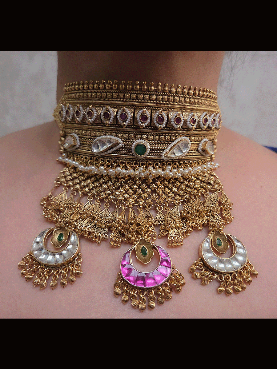 13 cm broad rajputi choker set with chandbali design three hanging paachi kundan tukdies