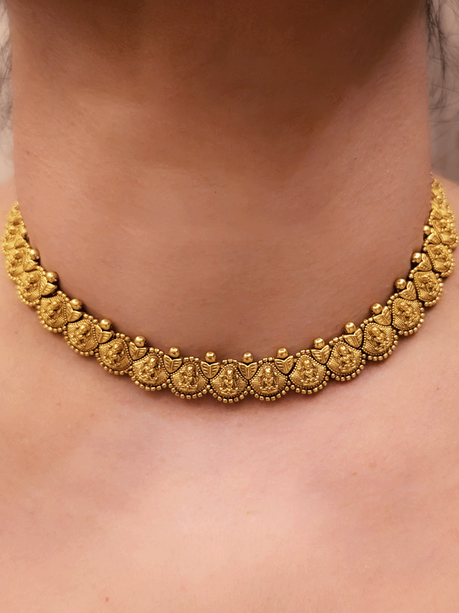 Laxmiji motif's on leaf design gold finish set