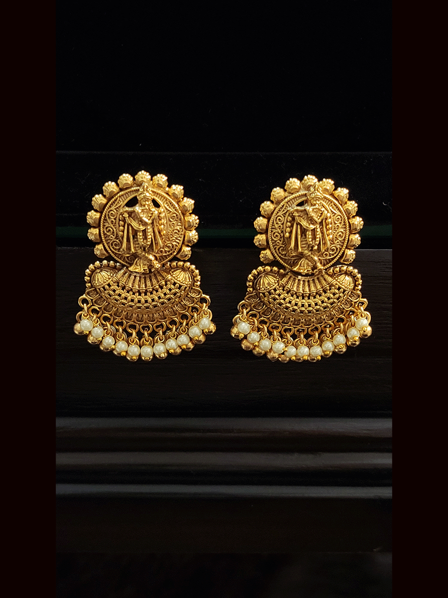 Krishna motif center bead hanging set
