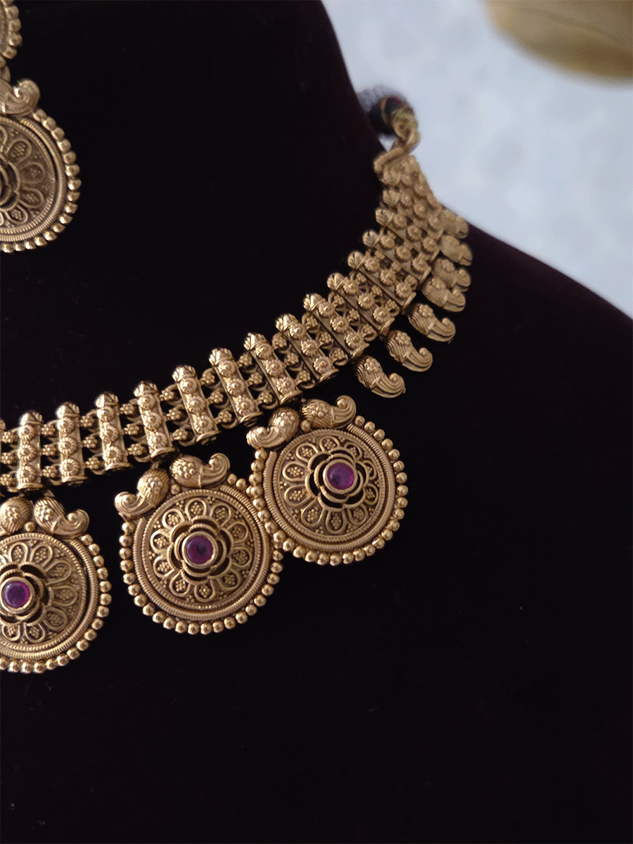 Broad chain with flower ruby stone deesign hanging circular tukdies set