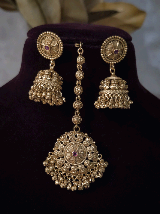 Traditional design chik set with chain jhallar and three flower hanging tukdies
