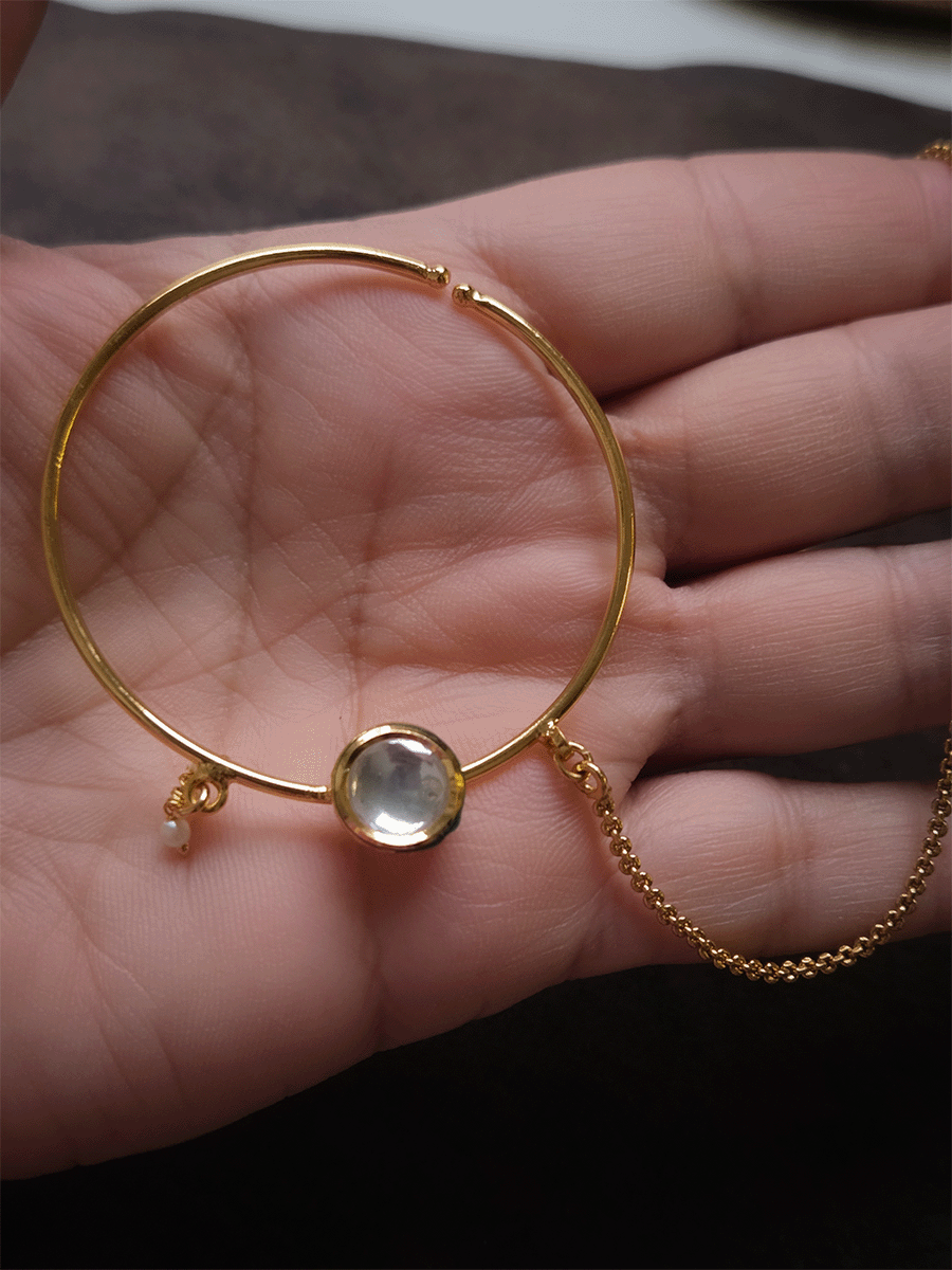 5cm diameter round kundan simple gold ring nath with pearl chain