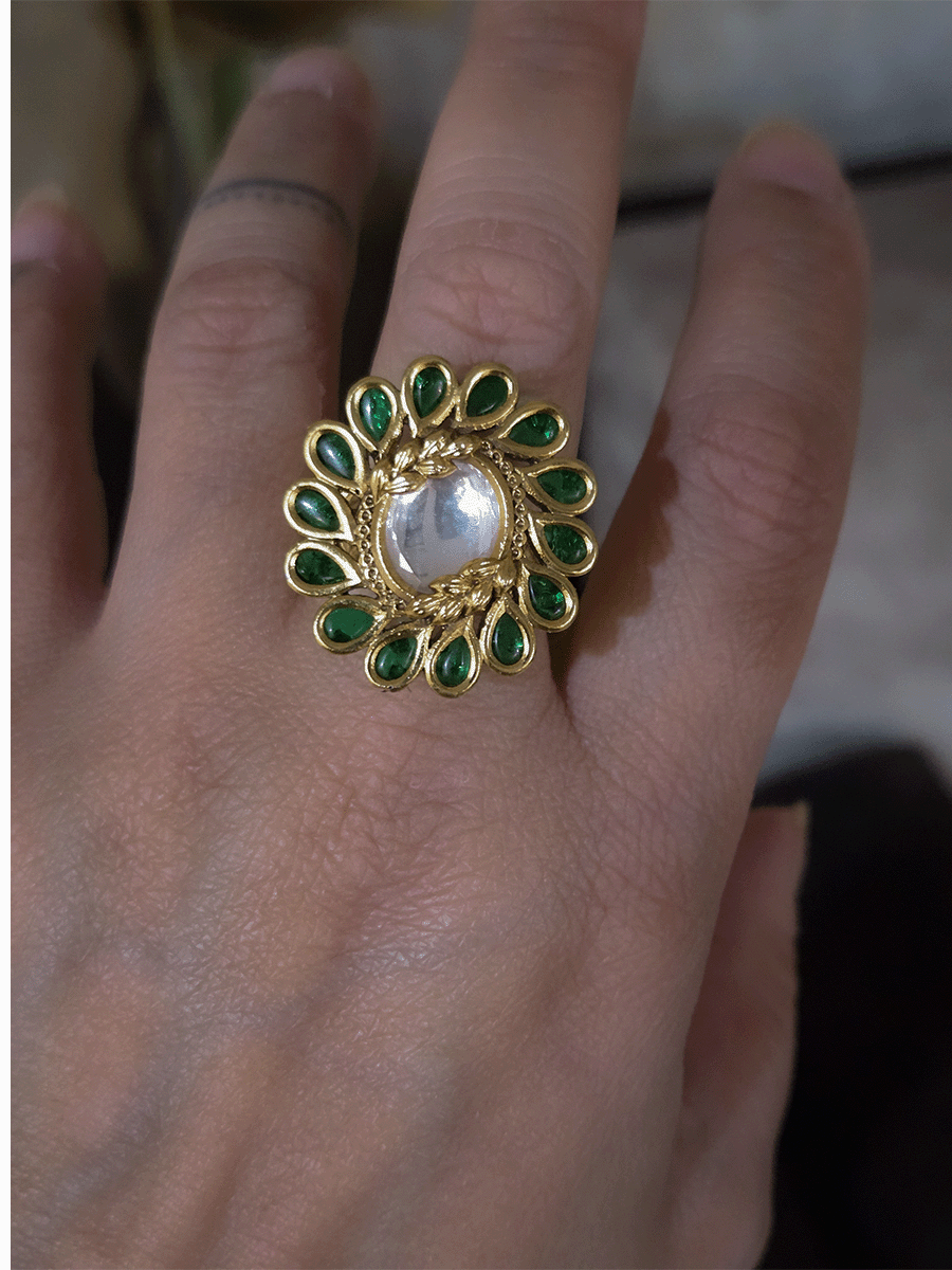 Coloured oval stone with leaf design carving kundan adjustable ring