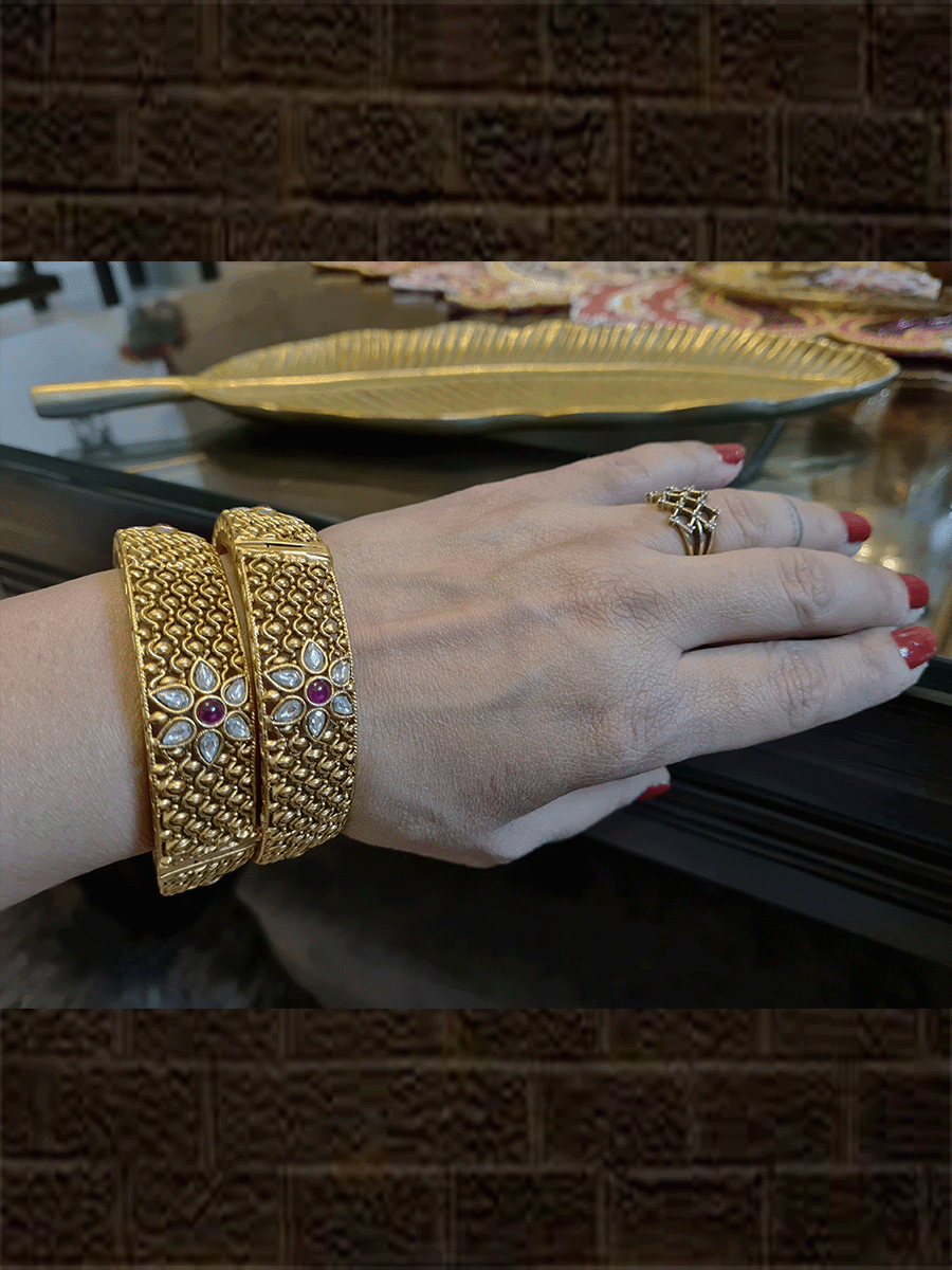 Wave mesh design kundan flower openable kada's with ruby stones (set of two) - Odara Jewellery