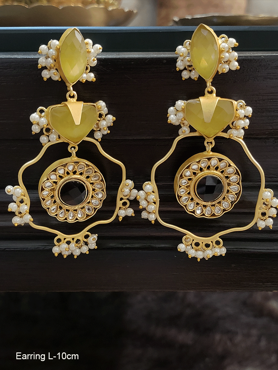 Pearly cluster natural stones kundan piece center earrings