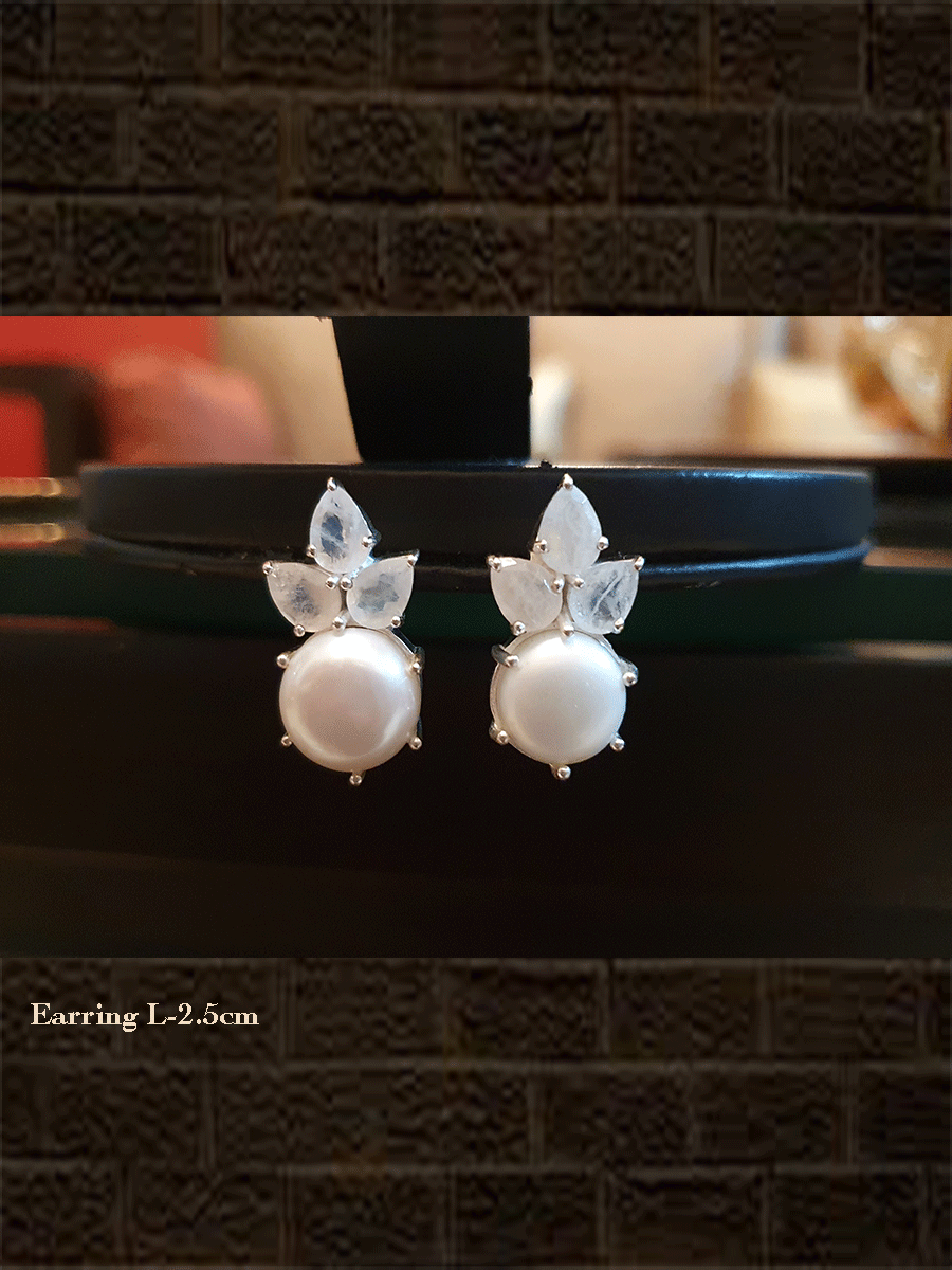Sterling silver pearl cabushion and rainbow moonstone earrings(wt-9.865gm) - Odara Jewellery