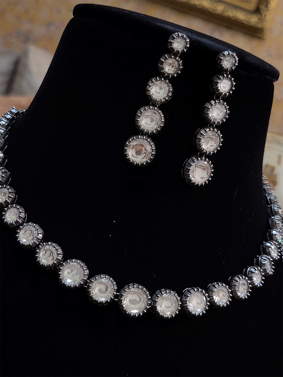 Black finish white stones single string with chain dori - Odara Jewellery