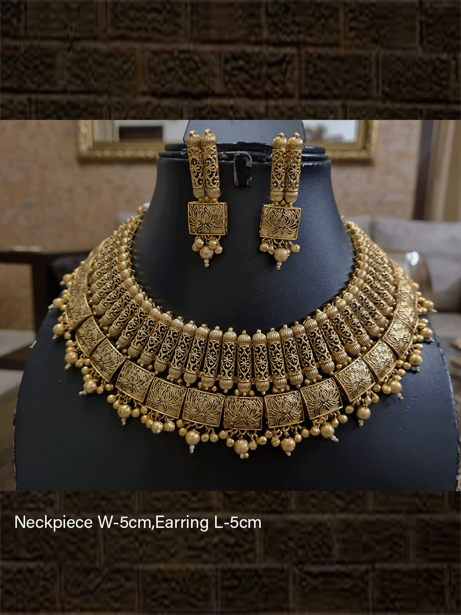Beads sets online designs in gold
