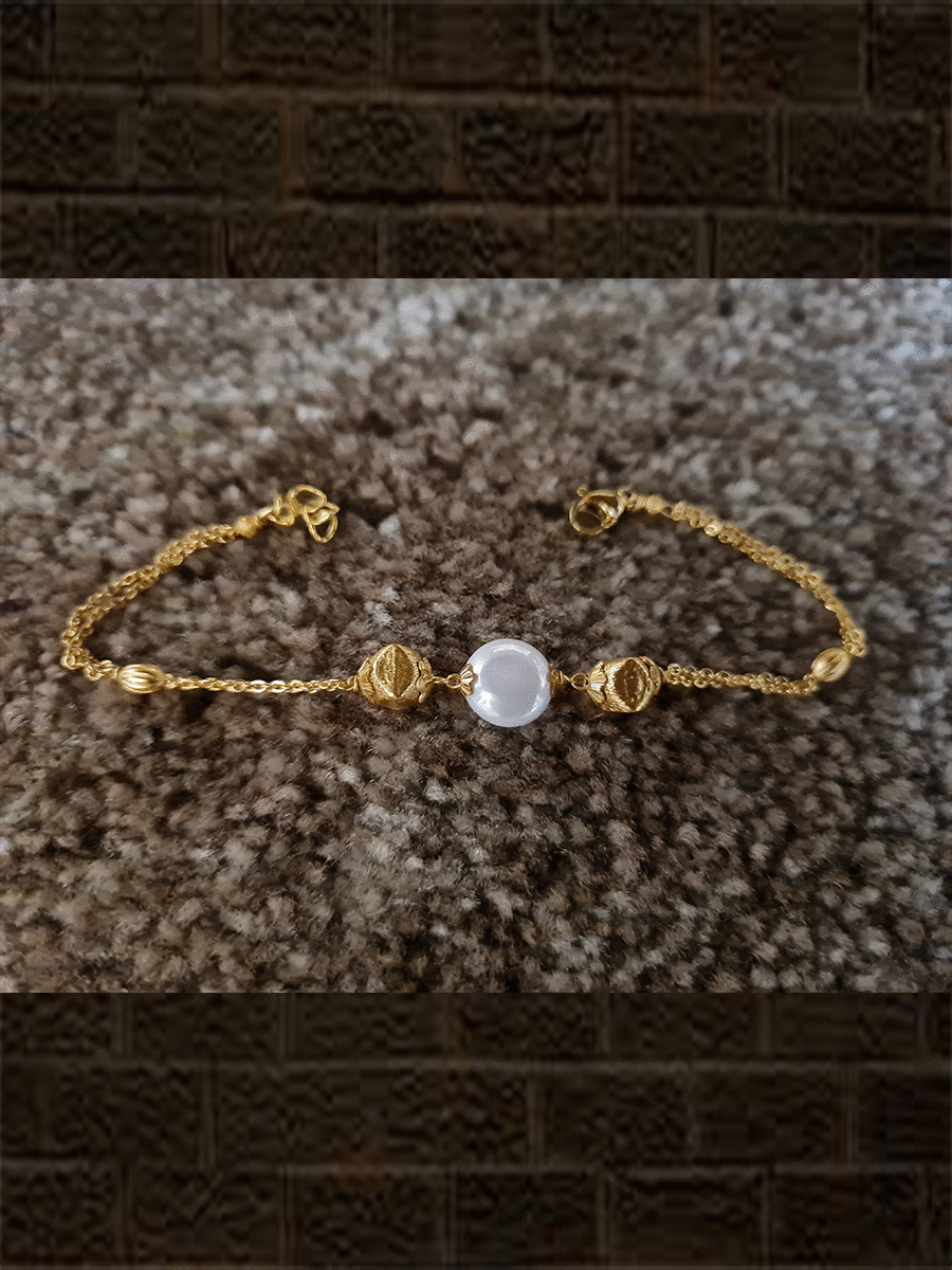 White flat bead with two side gold beads rakhi with chain - Odara Jewellery