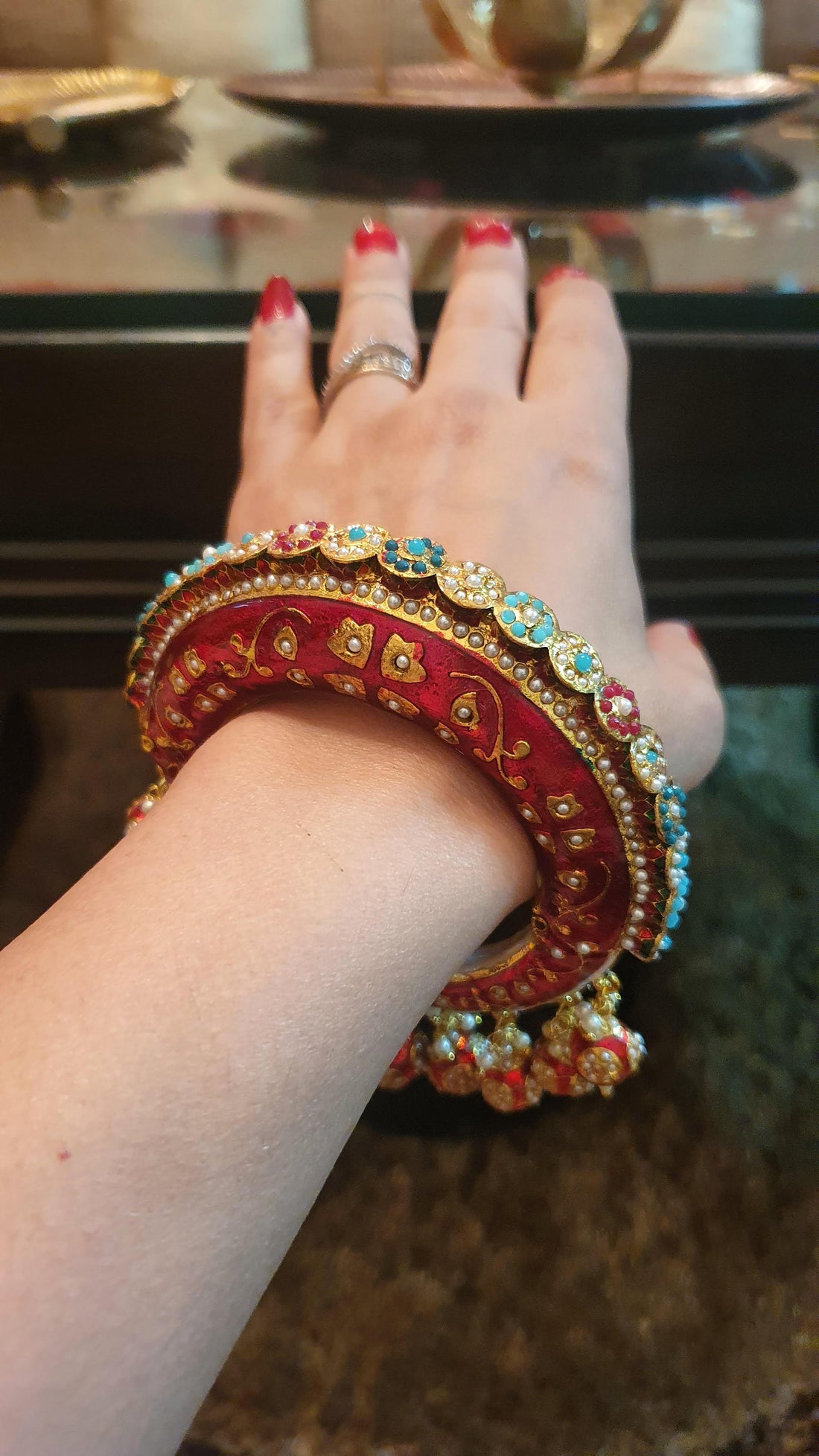 How to figure out your Bangle size - Odara Jewellery