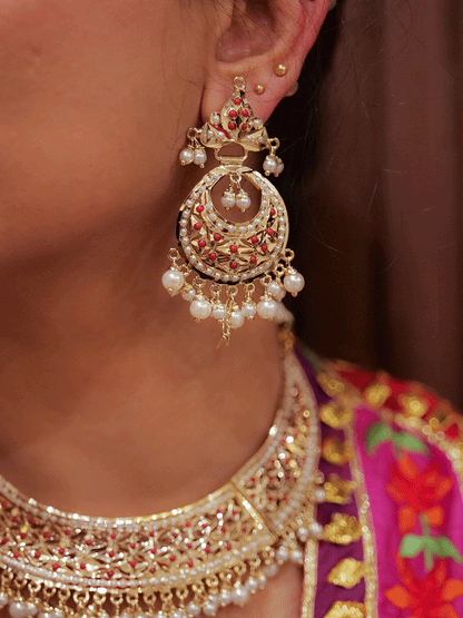 Jadau set with chandbali design center and pearl drops