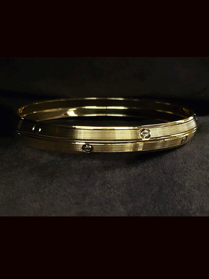 Rhodium dots on self lines design plain gold plated men's kada