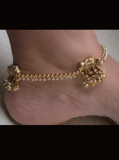 Elephant with pearl hanging chain anklets