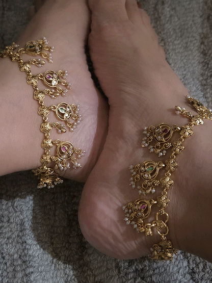 Ruby and green stones with kundan circular hanging tukdi anklets (10.5 inch long)