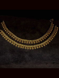 Flower on half gold bead design gold plated anklets