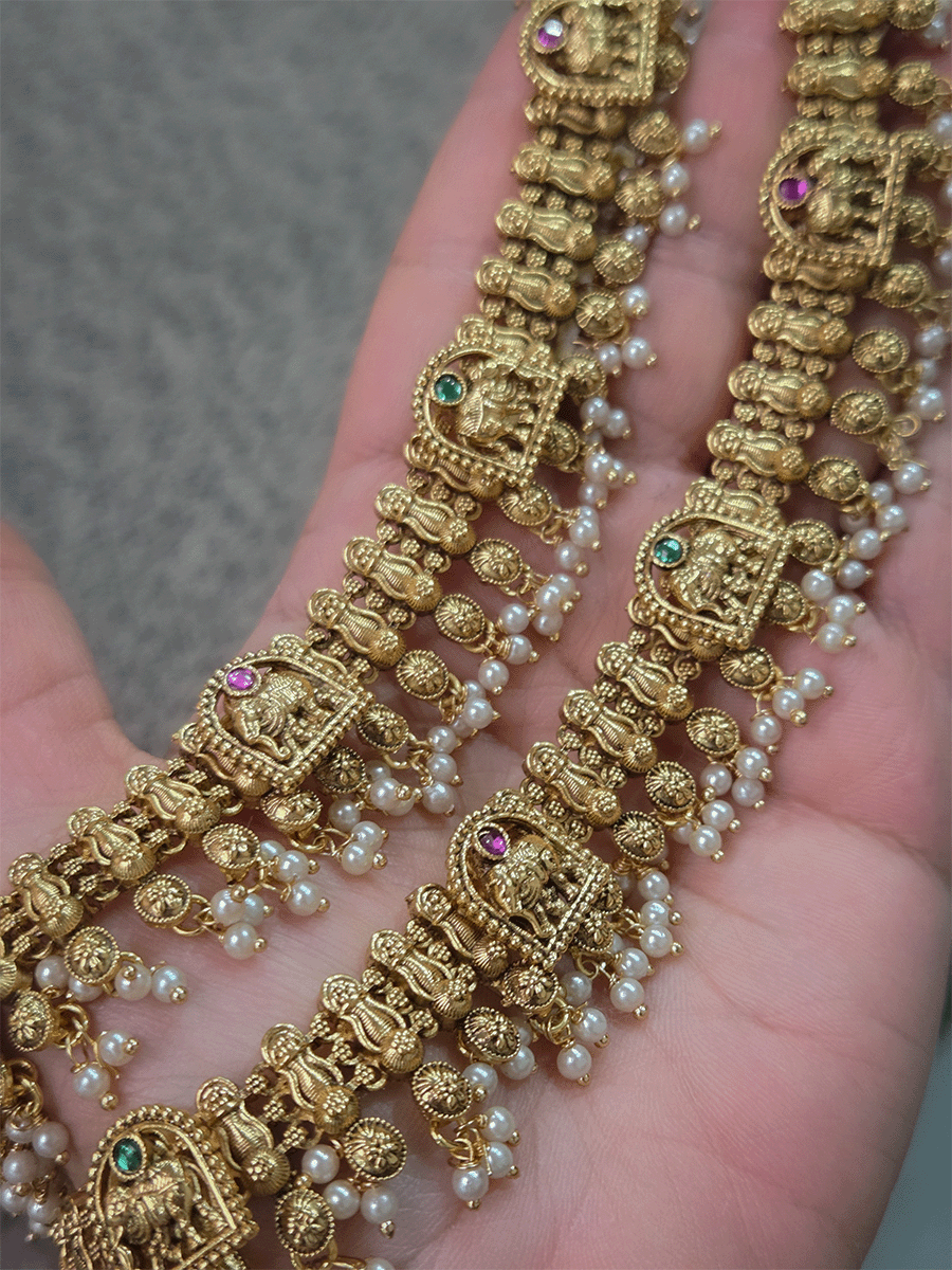 Elephant tukdies in broad chain with pearly hangings anklets