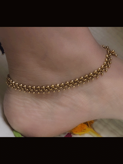 Gold bead and half moon design chain anklets
