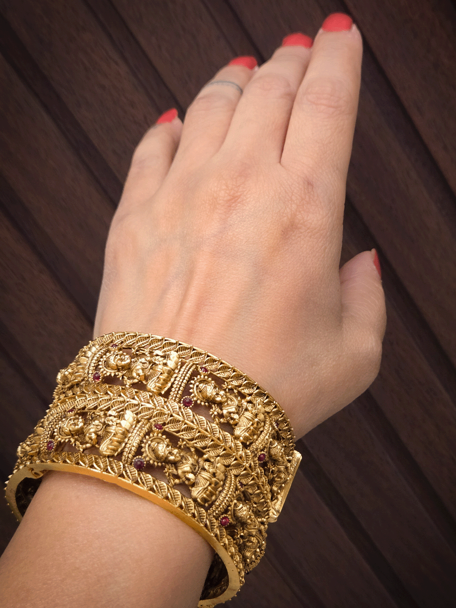 Laxmiji openable kadas with ruby stones and leaf design on both sides