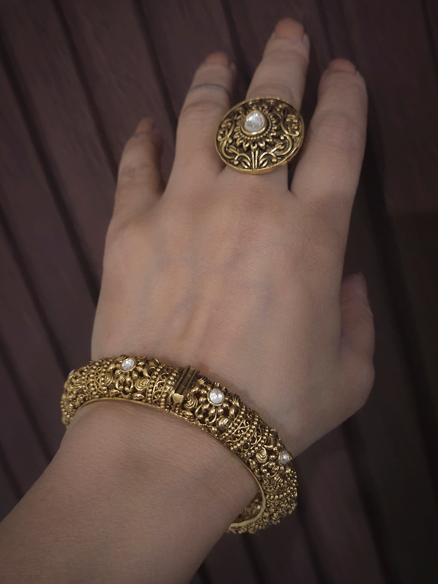 Self dotted and intricate design set of two openable kundan kada's