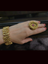 Load image into Gallery viewer, Ram durbar openable kada with ruby stones(set of two)