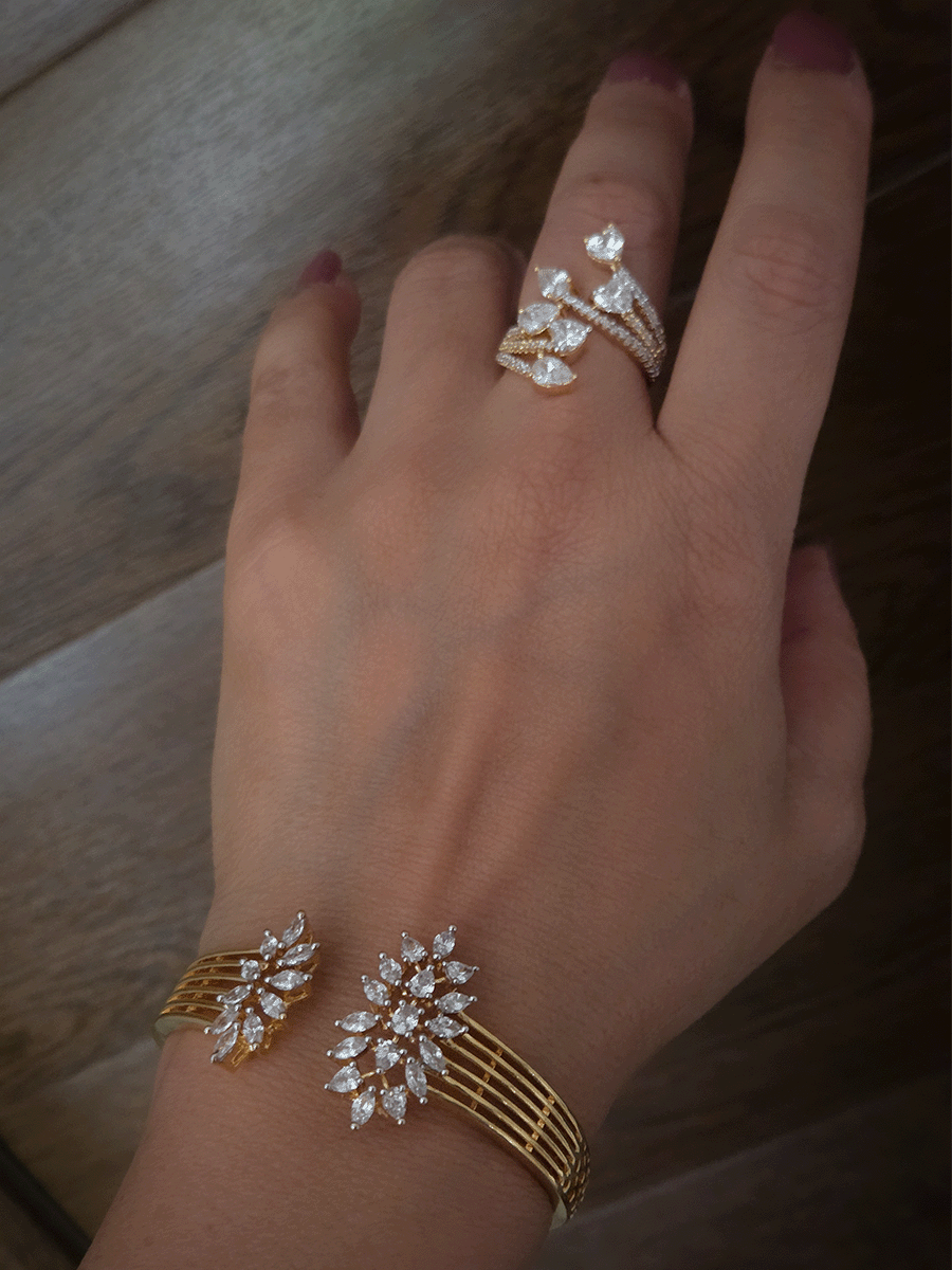 Marquise AD setting in openable gold plated bracelet(fits to size 2'4 and 2'6)