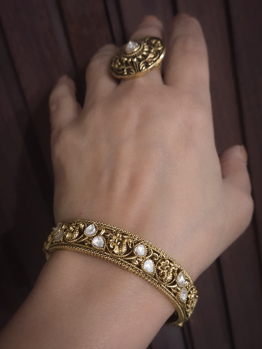 Peacock and leaf kundan design set of two openable kada's