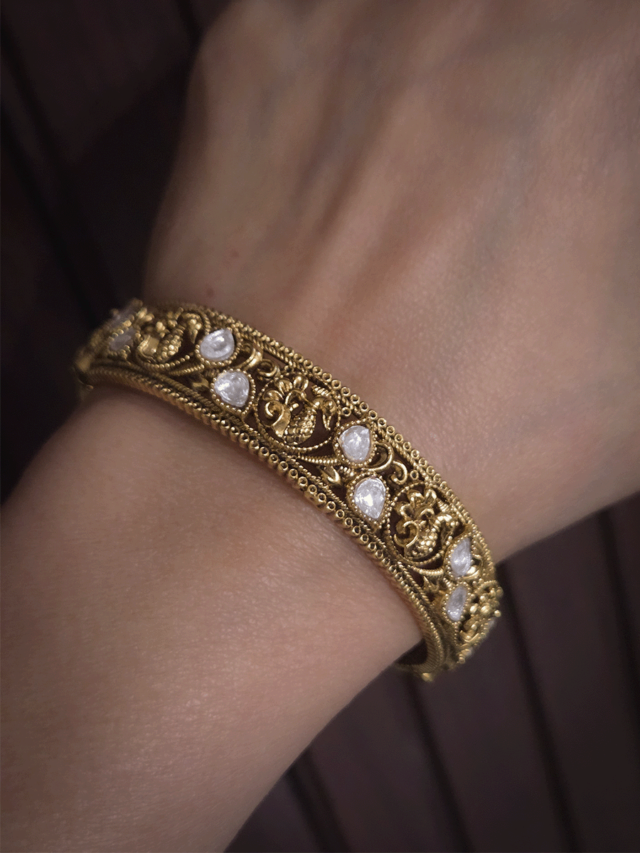 Peacock and leaf kundan design set of two openable kada's