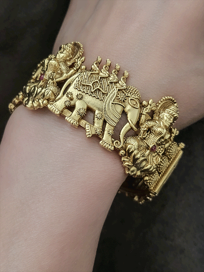 Set of two openable laxmiji and elephant design kada's