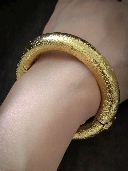 Thick rajwadi gold finish openable kada