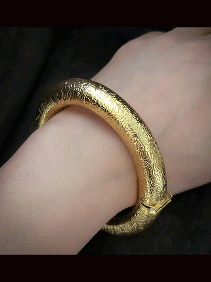 Thick rajwadi gold finish openable kada