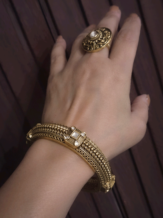 Set of two openable square kundan design classy design kada's