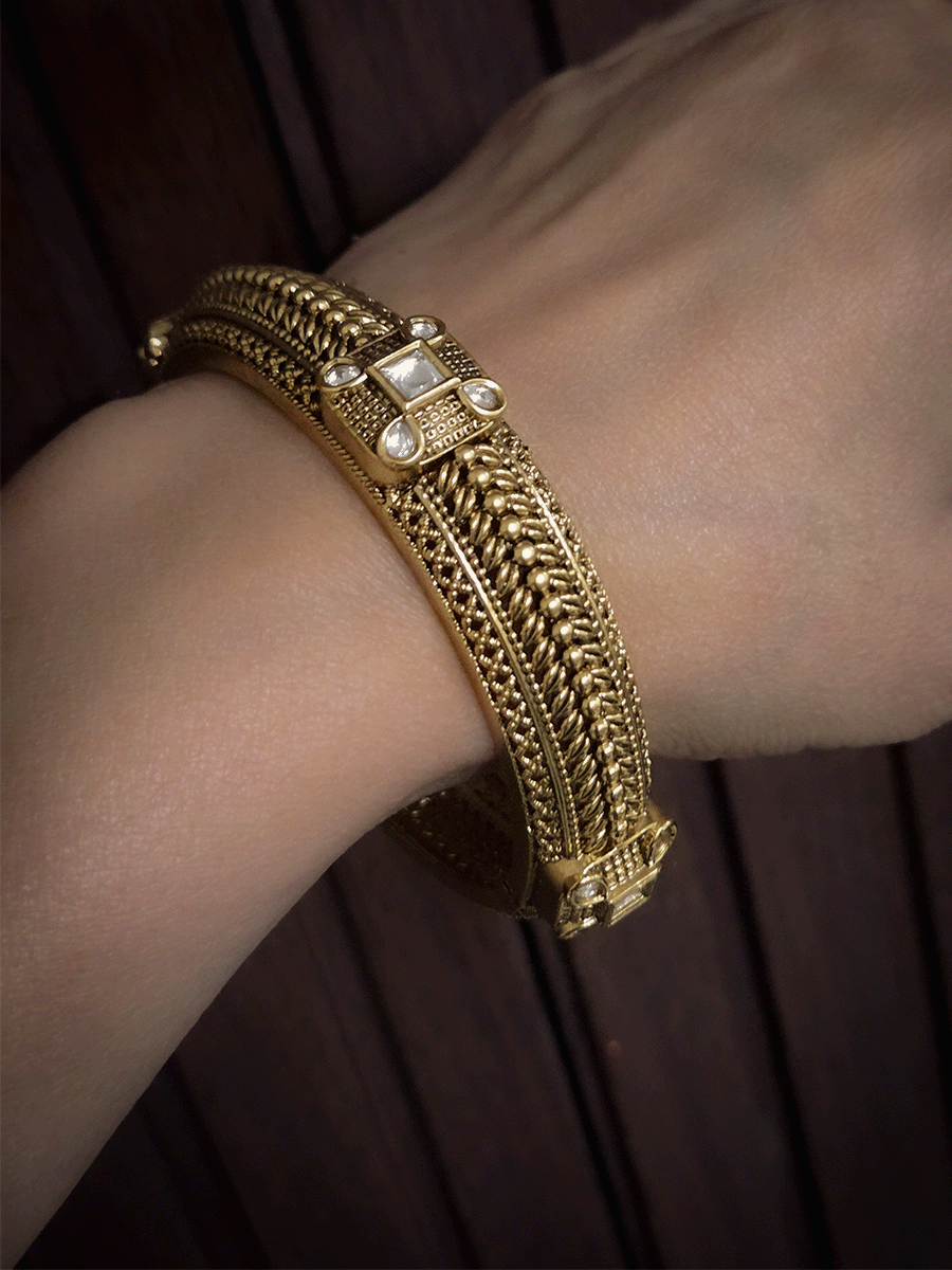 Set of two openable square kundan design classy design kada's