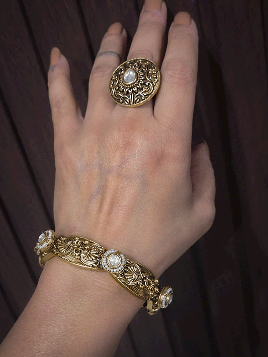 Kundan with pirohi pacheli type self design set of two openable kada's