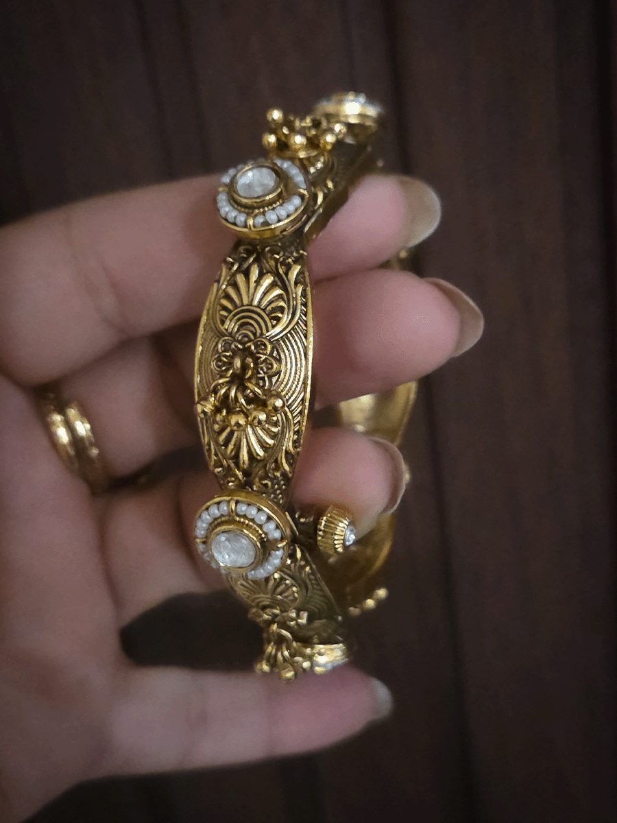 Kundan with pirohi pacheli type self design set of two openable kada's