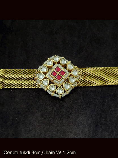 Paachi kundan center tukdi with 1.2cm broad chain adjustable bracelet