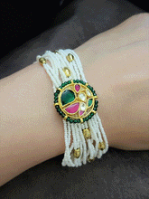 Load image into Gallery viewer, Circular pacchi kundan tukdi with peacock design cheed string bracelet