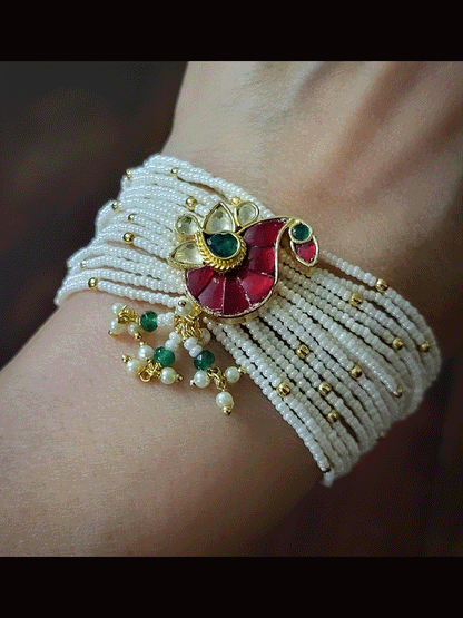Pacchi kundan peacock tukdi multiple cheed strings bracelet(Bhabhi rakhi)