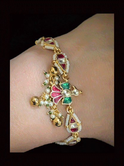 Peacock with ghunghru hanging center leaf side chain with pirohi bracelet