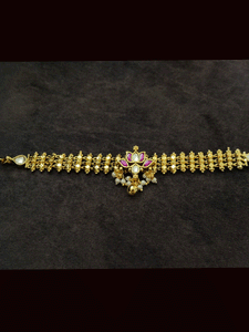 Broad chain lotus tukdi pacchi kundan bracelet