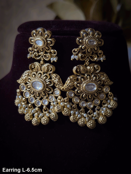 Flower with side leaf design and flower top kundan earrings with flower desing ghunghru hanging's