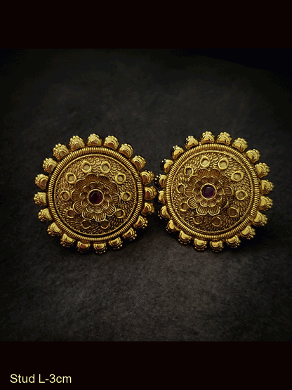 Flower center ruby stone round stud