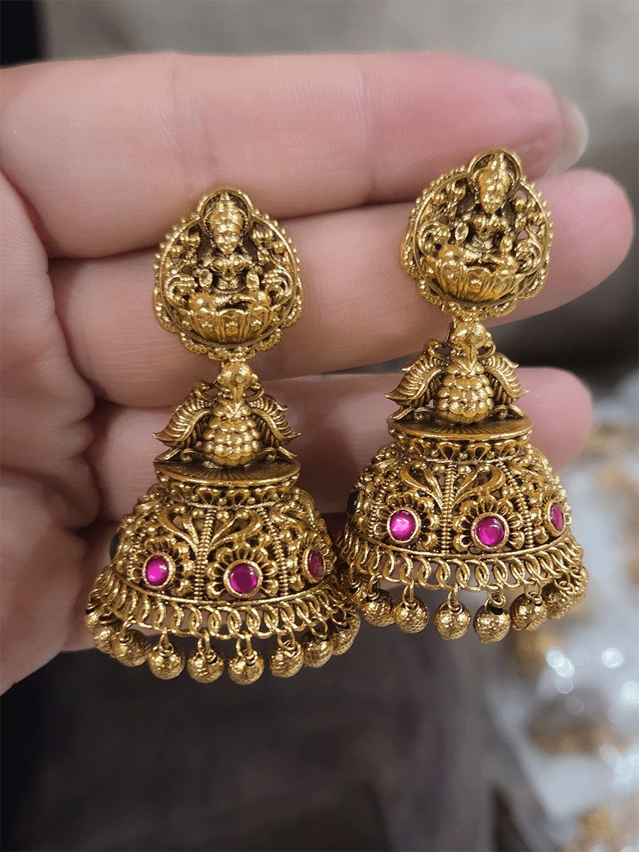 Laxmiji motif top with peacock in between flower design domb jhoomki