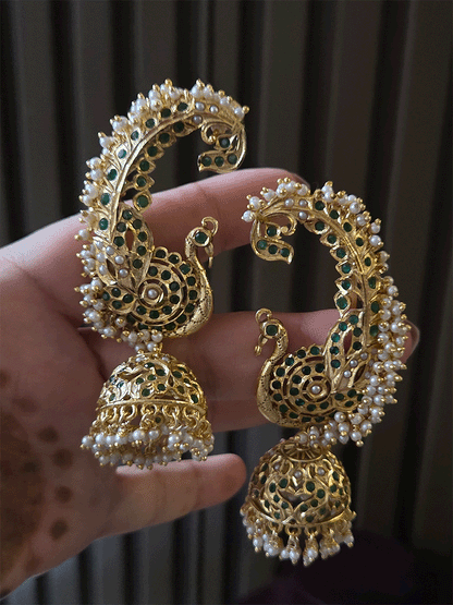 Peacock design jadau karnphool(earcuff) with white bead cluster lace